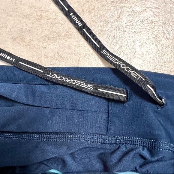 Under Armour Speedpocket Run N Shorts short in Blue Fitted women’s size S - Picture 7 of 10